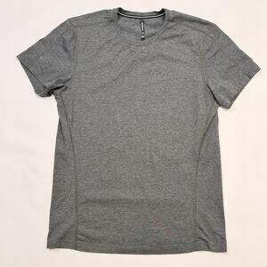 Ten Thousand Shirt Mens Medium Gray The Durable Short Sleeve Athletic Gym Tee